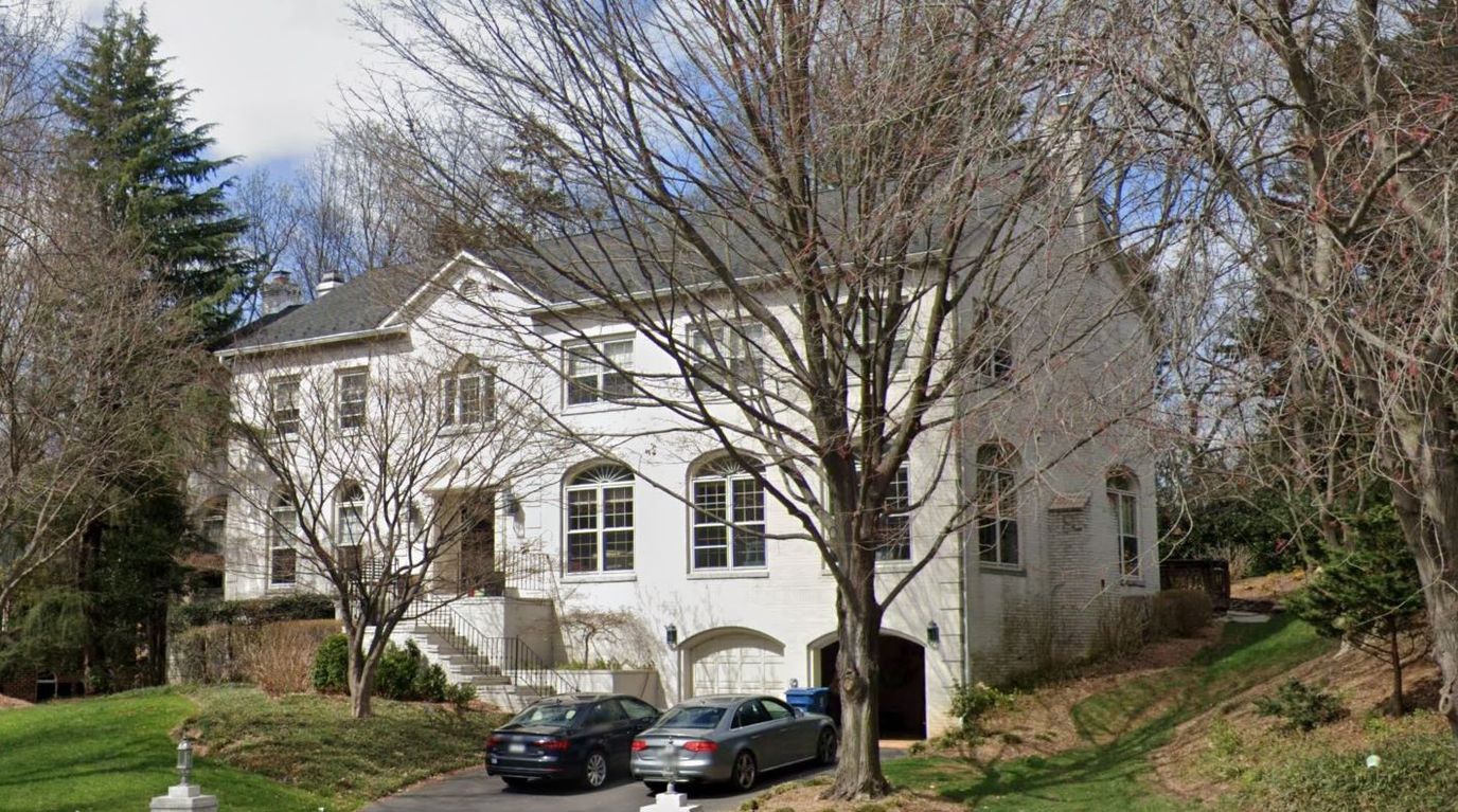 Exterior view of Avalon House on Dominion Crest