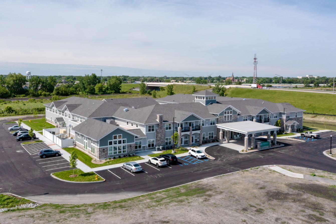 Aerial view of Cedarhurst of Dyer facility with parking lot