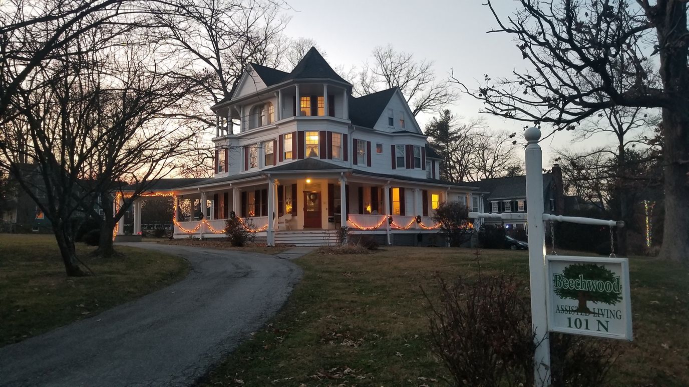 Exterior view of Beechwood Assisted Living facility