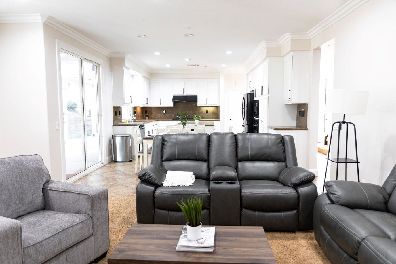 Cozy living room with modern furnishings