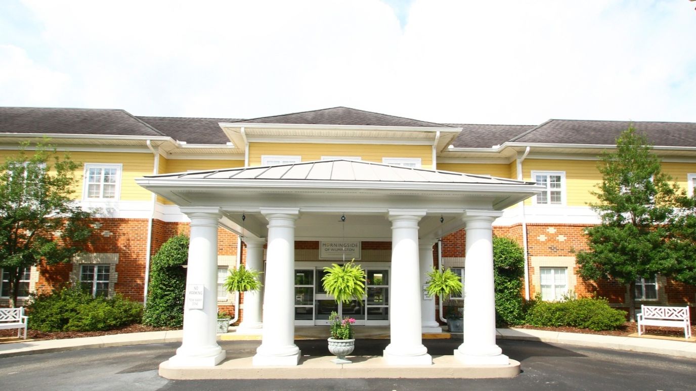 Entrance of Morningside of Wilmington with columns