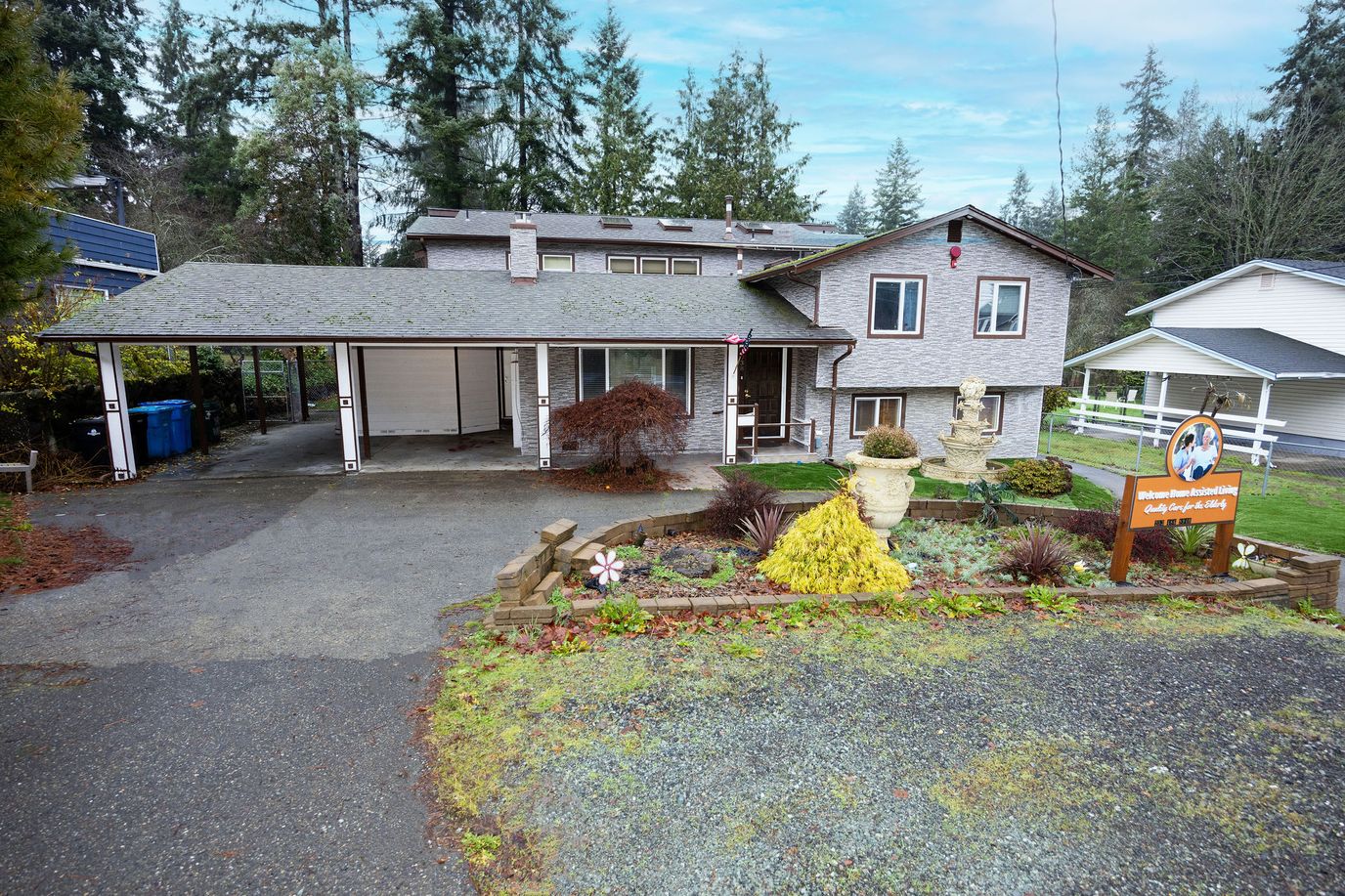 Exterior view of a charming assisted living facility