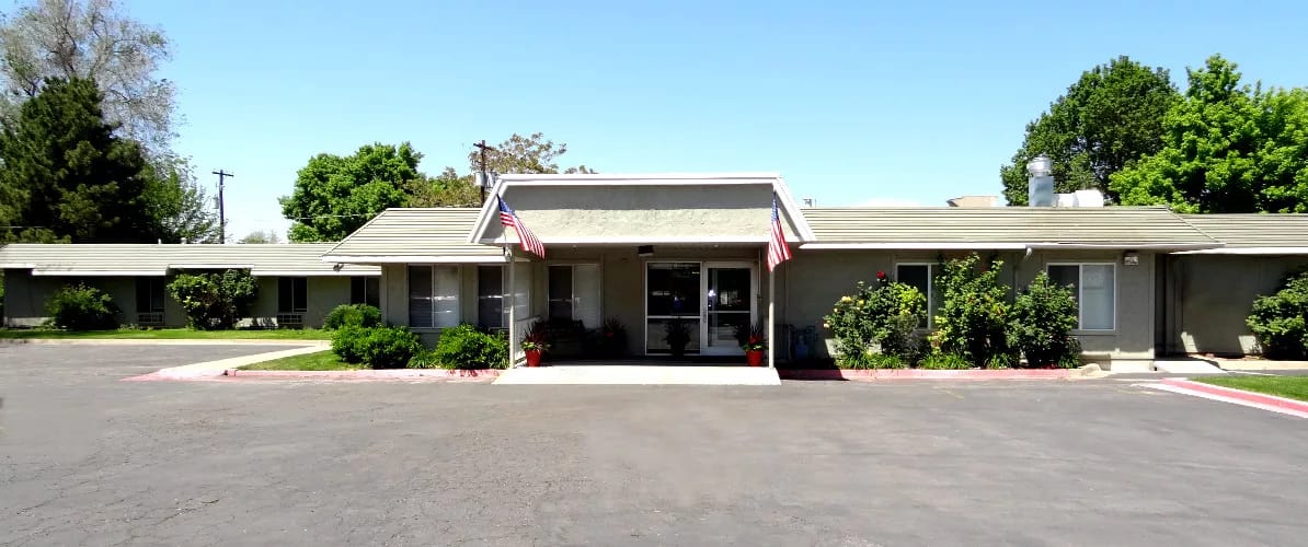 Exterior view of the Meadow Brook Rehab and Nursing facility