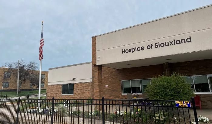 Exterior view of Hospice of Siouxland facility