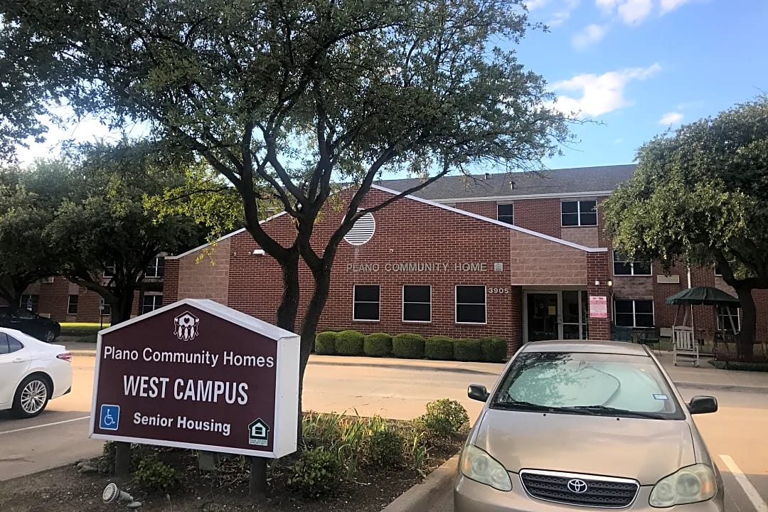 Exterior view of Plano Community Home building