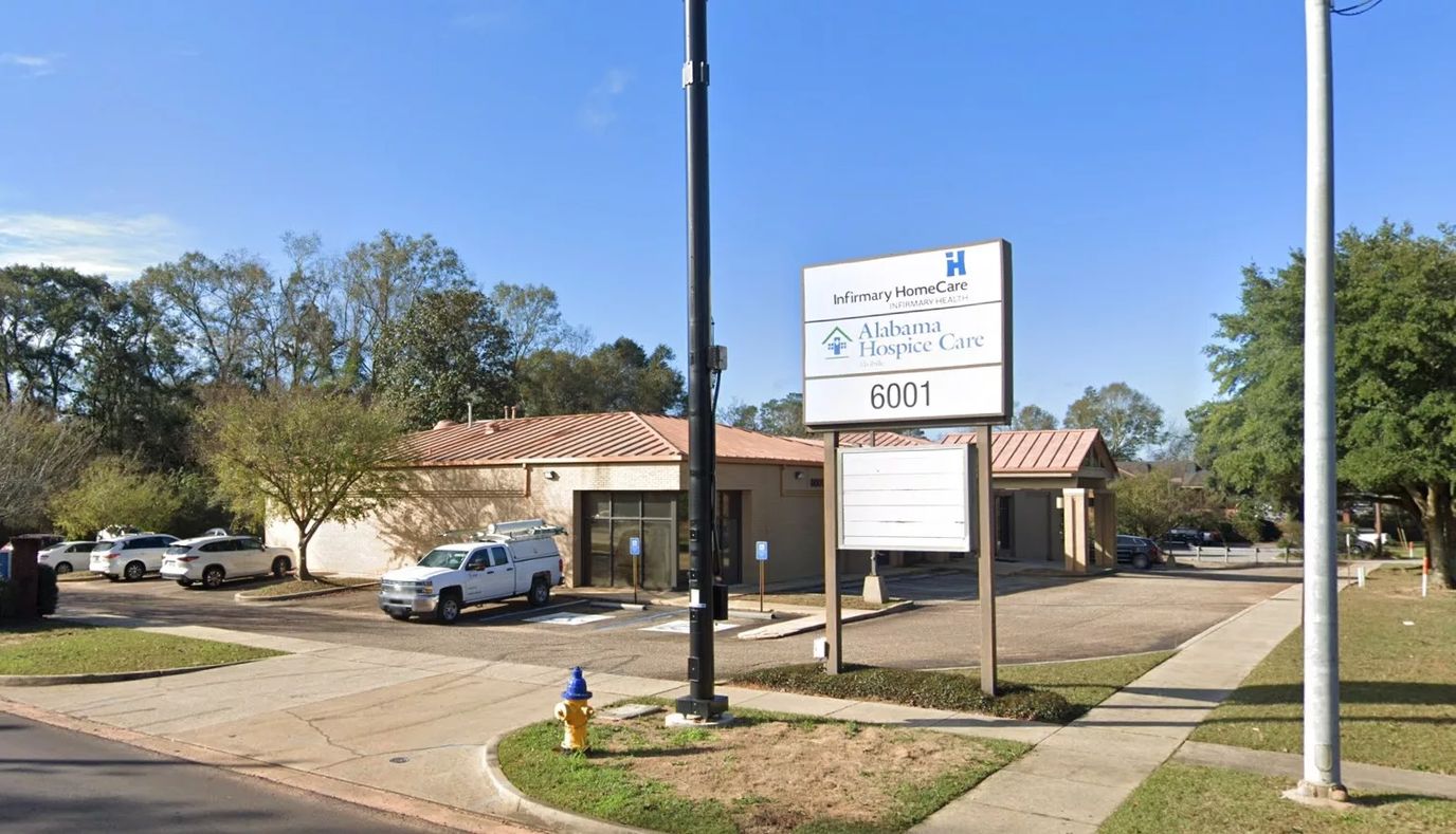 Exterior view of Alabama Hospice Care building.
