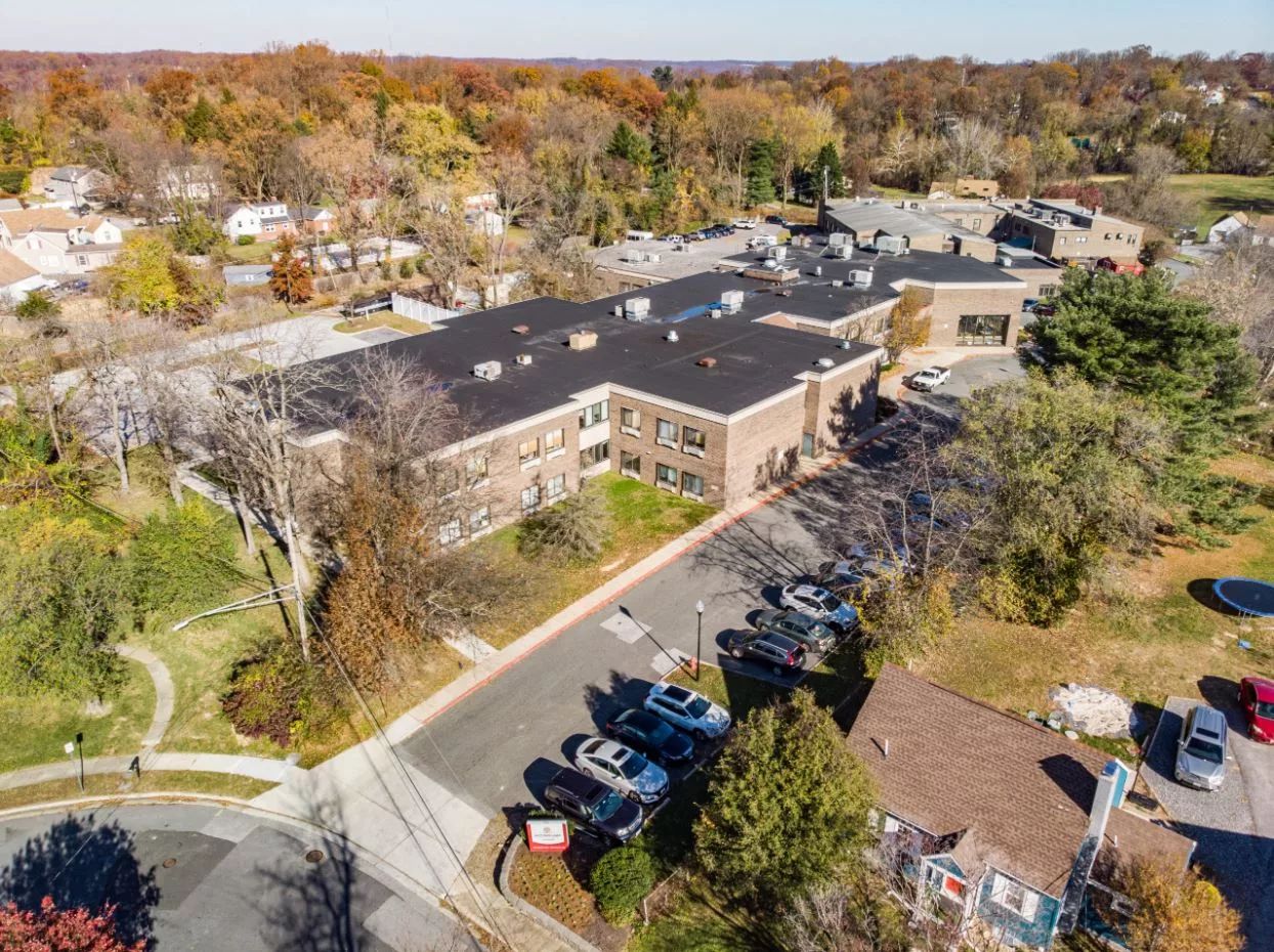 Aerial view of the Autumn Lake Healthcare facility