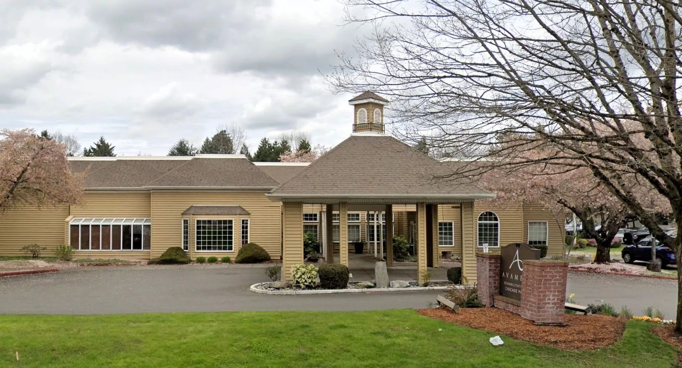 Exterior view of Avamere Rehabilitation facility entrance
