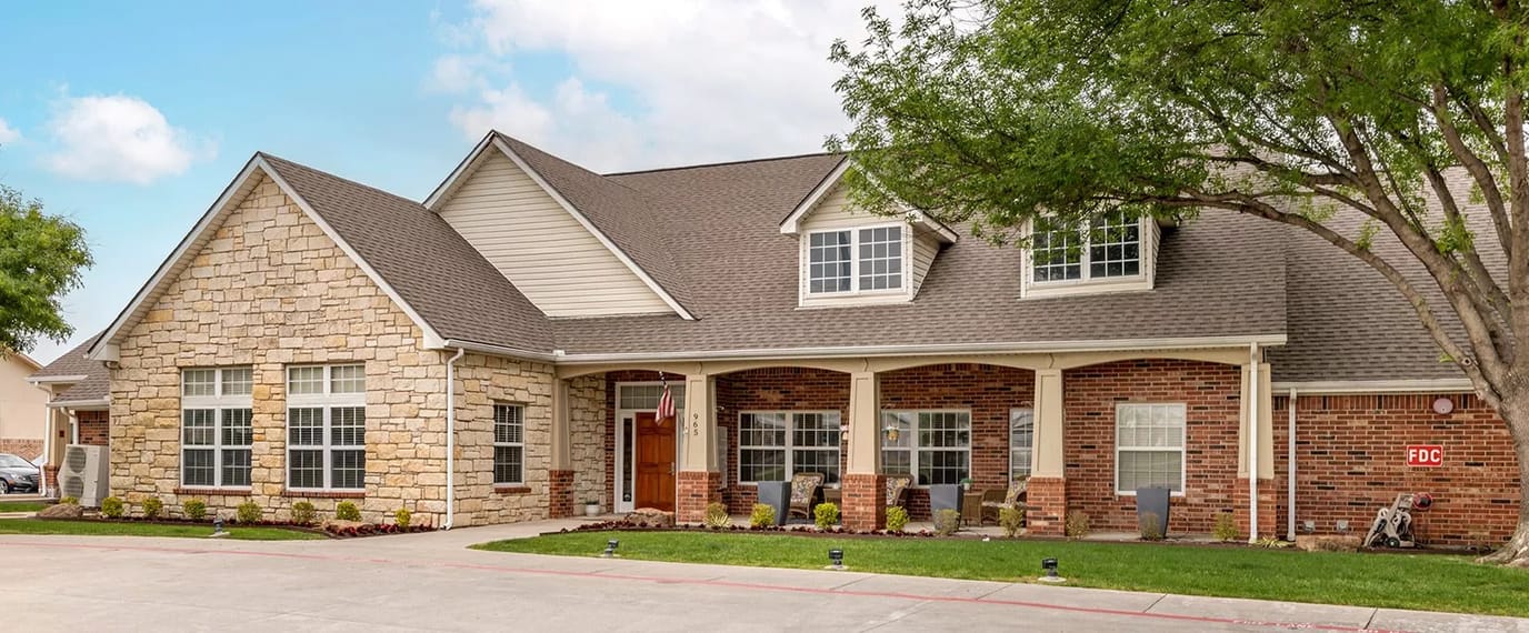 Exterior view of Brookdale Lewisville facility