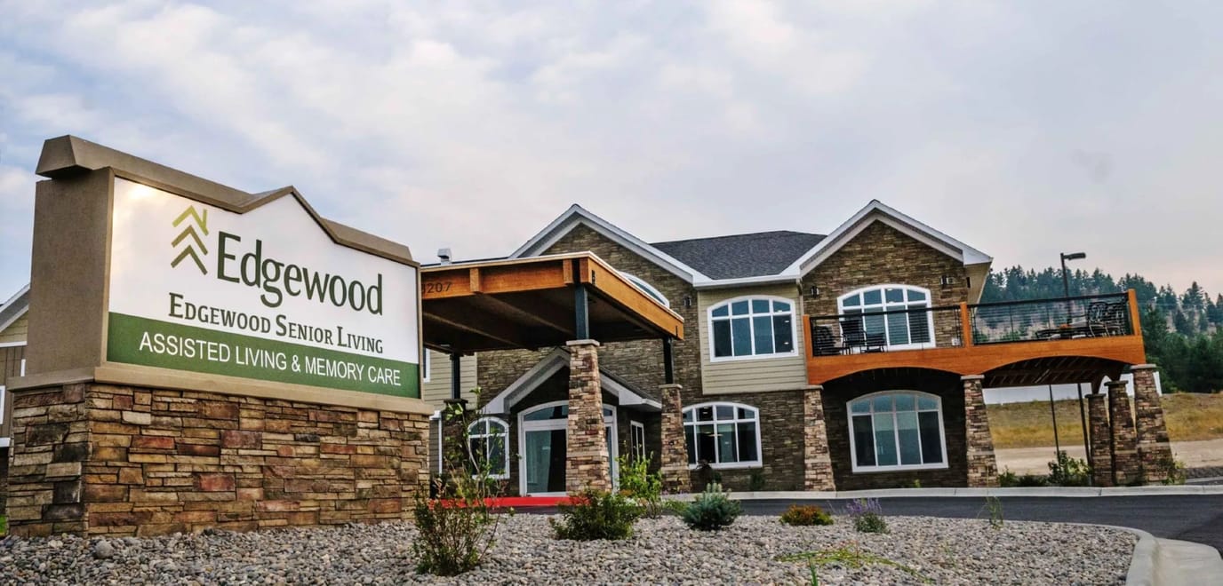 Exterior view of Edgewood Senior Living facility