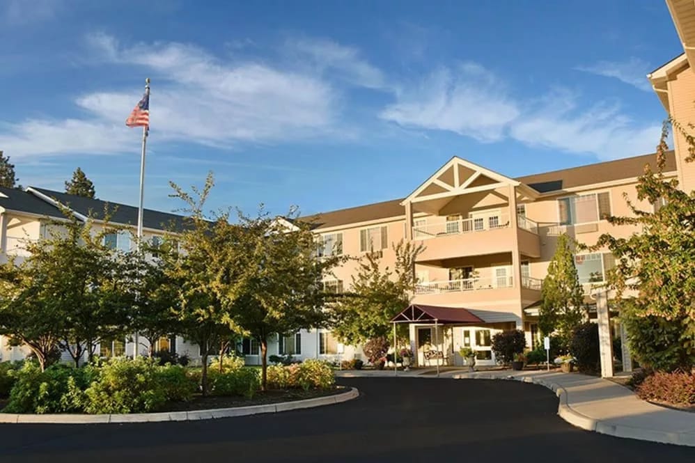 Exterior view of Fox Hollow Independent and Assisted Living