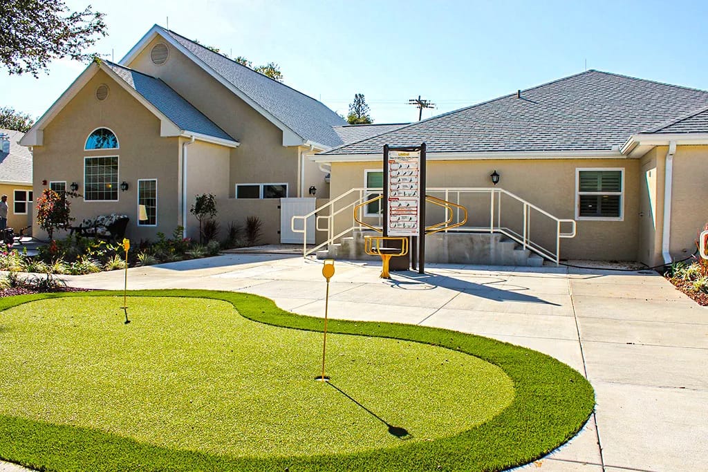 Exterior view of the Greenbriar Rehabilitation and Nursing Center