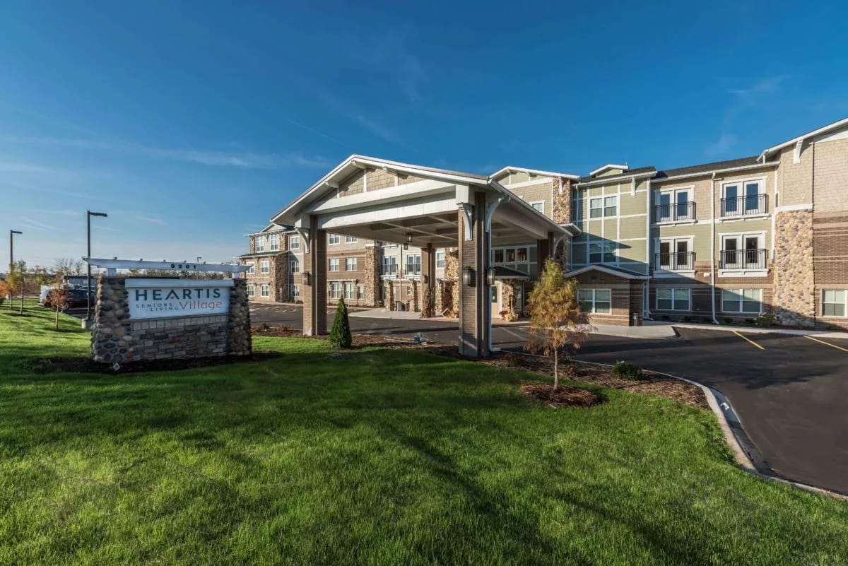 Exterior view of Heartis Village Peoria with entrance