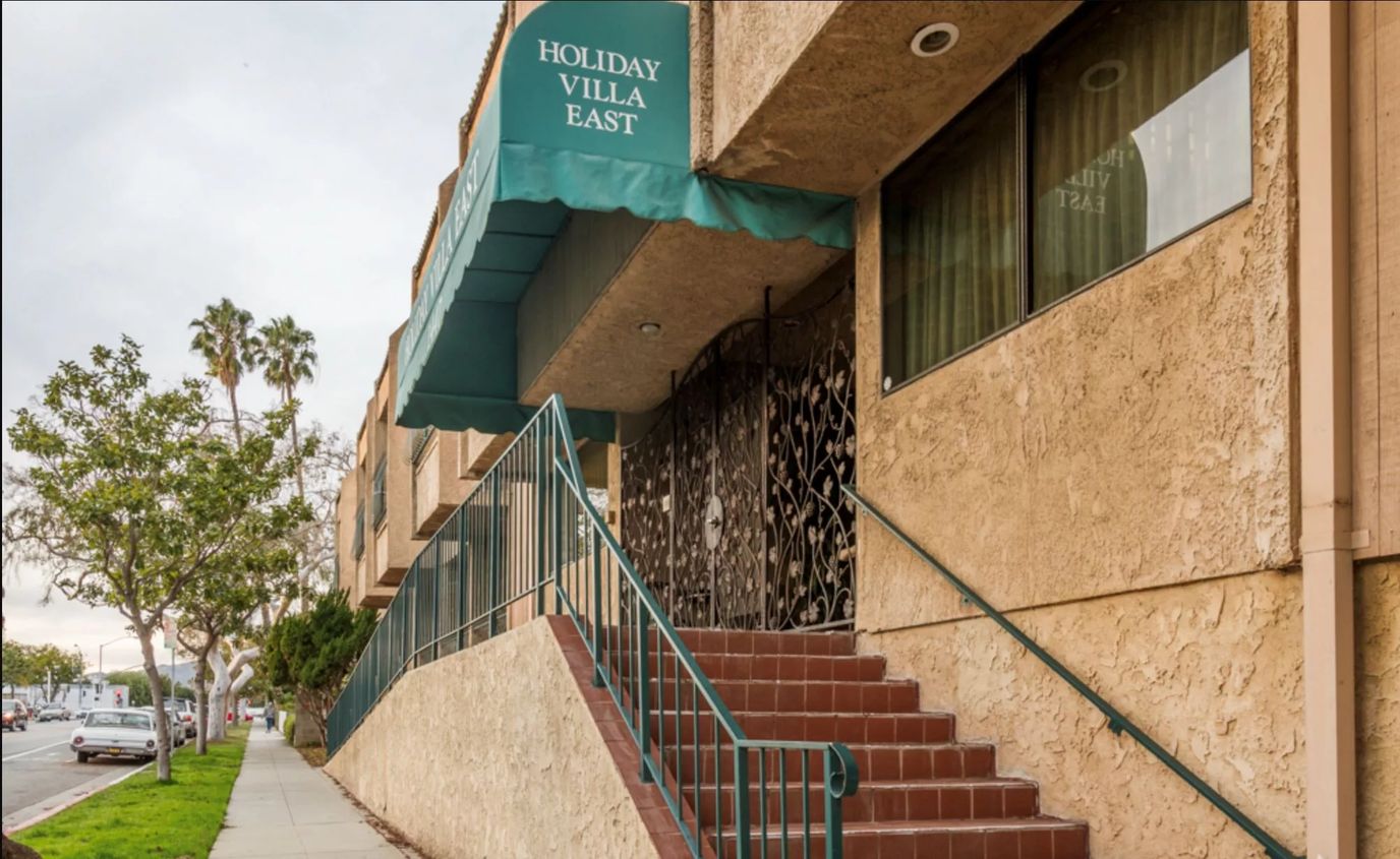 Exterior view of Holiday Villa Senior Living entrance
