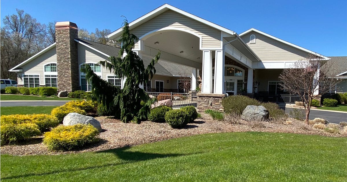 Exterior view of Lakeview Assisted Living facility