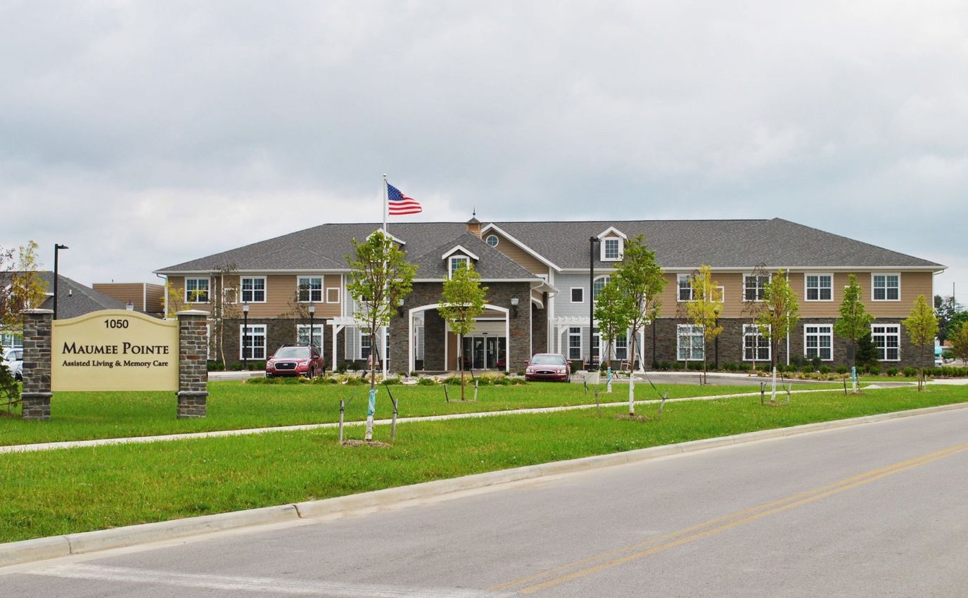 Exterior view of Maumee Pointe Assisted Living facility