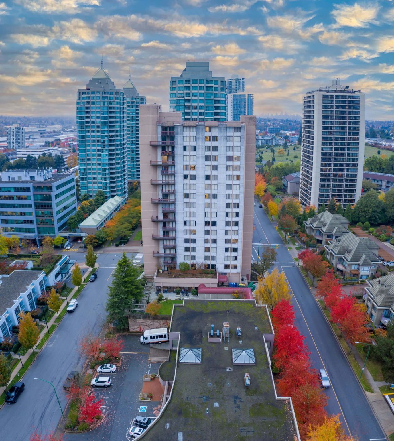 Aerial view of Rideau Retirement Residence and surrounding buildings