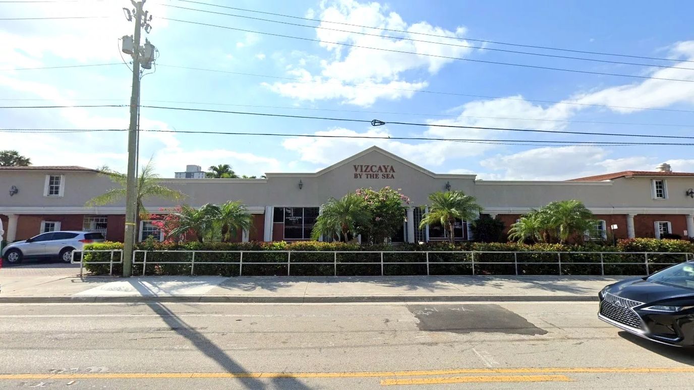 Exterior view of Vizcaya By the Sea nursing home
