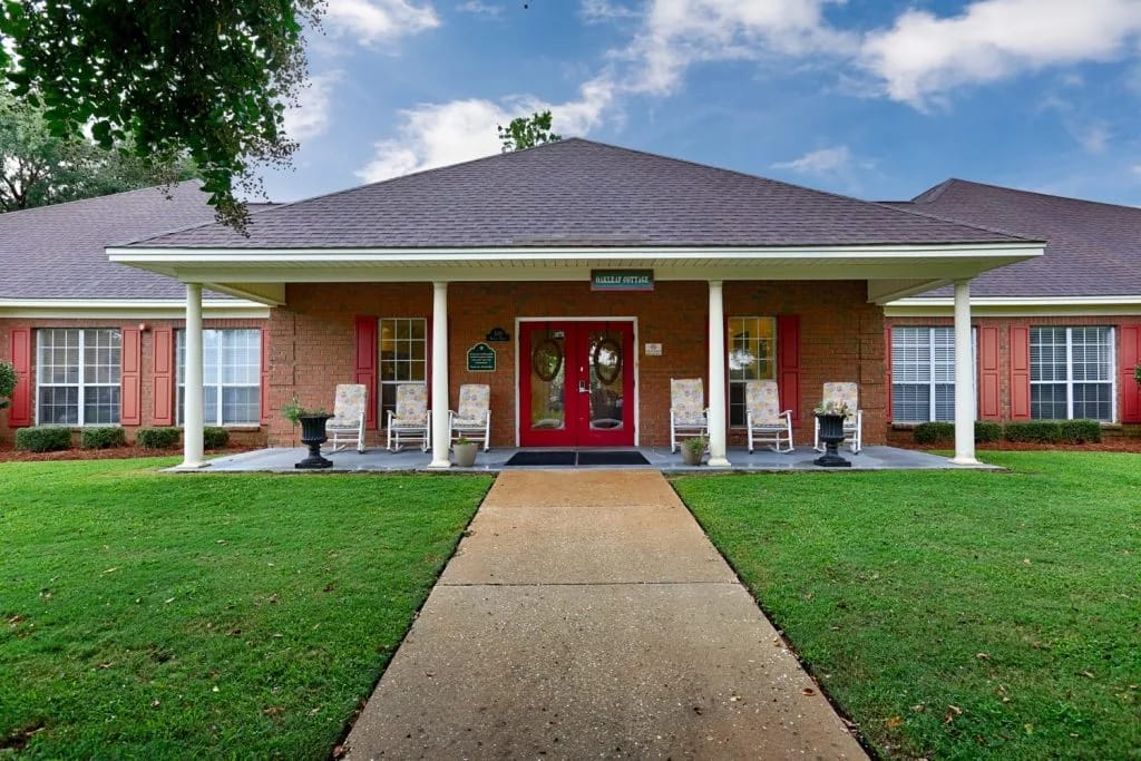Exterior view of Country Cottage – Montgomery entrance