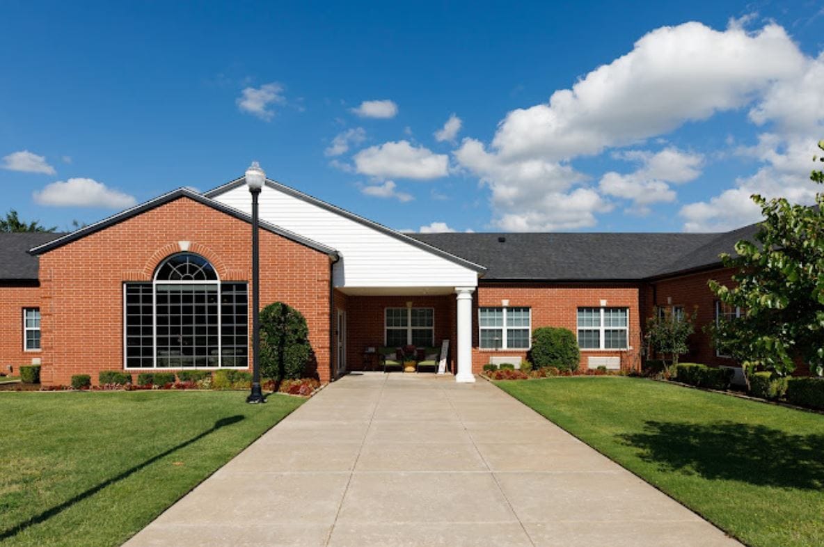 Exterior view of Arbor House Reminisce building