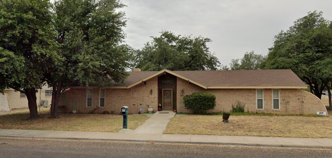 Exterior view of Lois Owen Personal Care Home