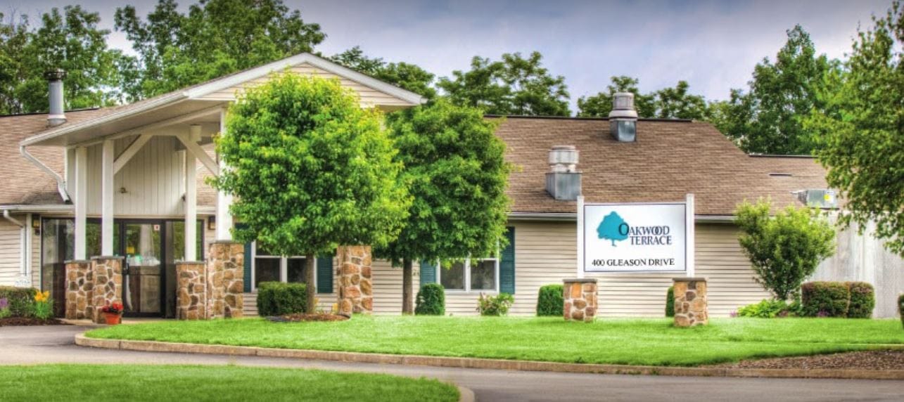 Exterior view of Oakwood Terrace senior living facility