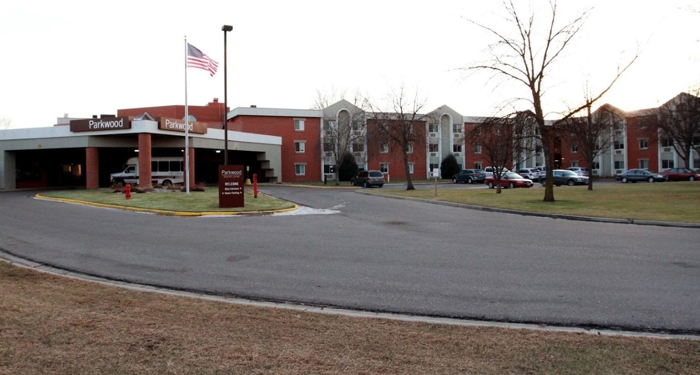 Exterior view of Parkwood Place assisted living facility
