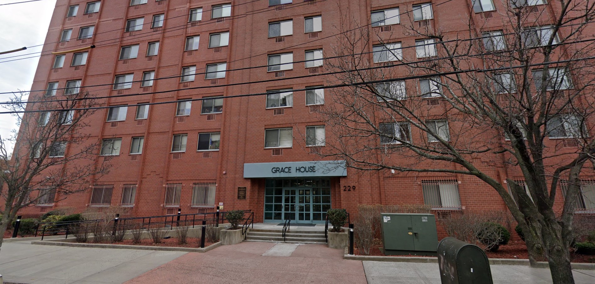 Exterior view of Grace House facility building
