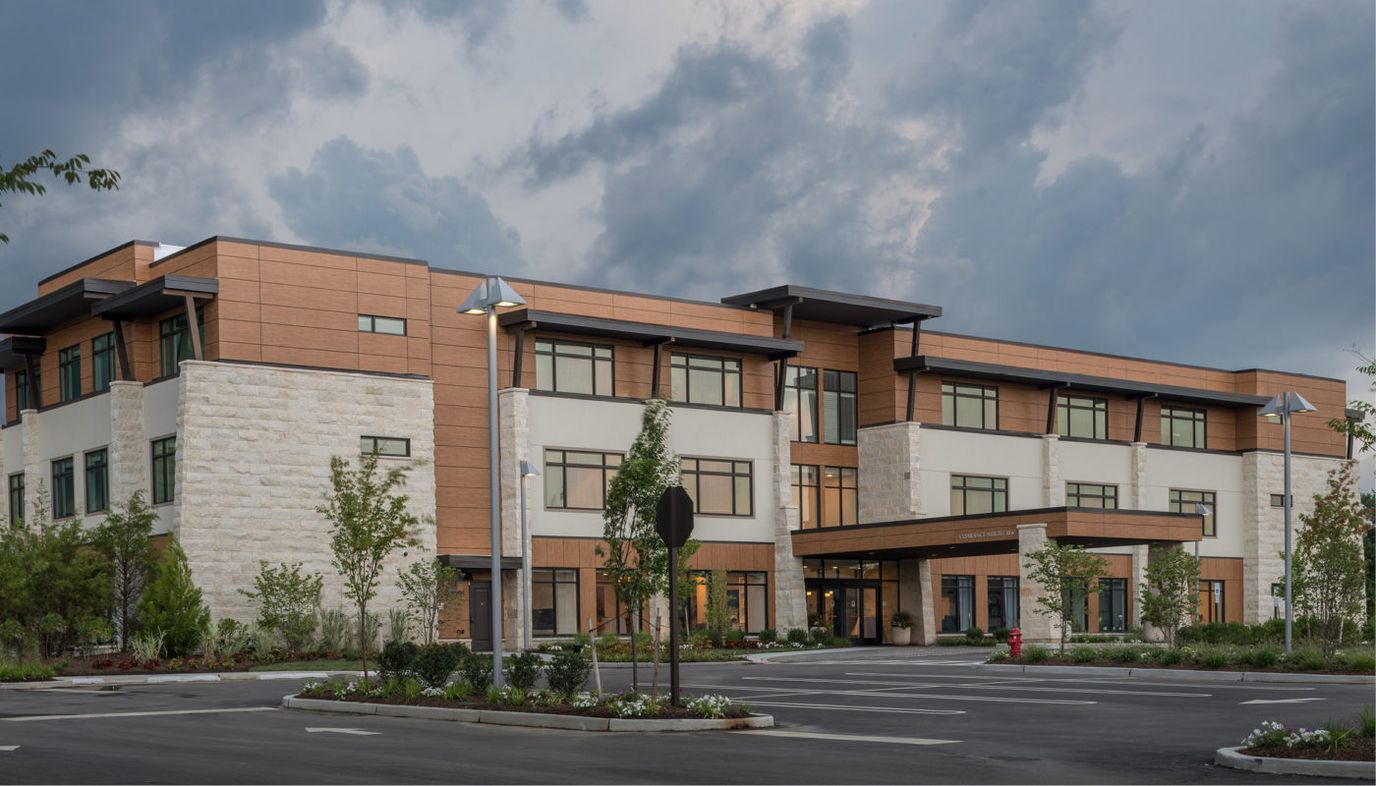 Modern exterior view of Maplewood at Princeton facility