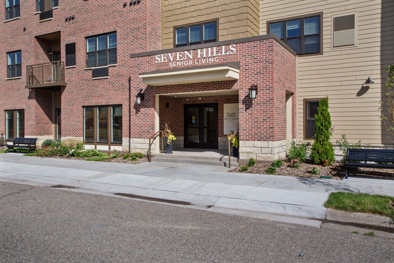 Exterior view of the Seven Hills Senior Living entrance
