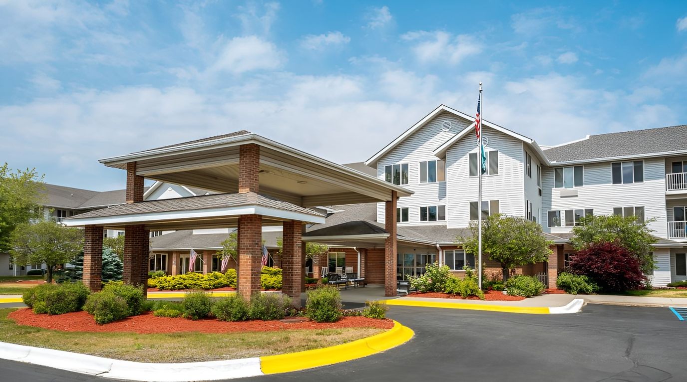 Entrance view of Holiday Blue Water Lodge