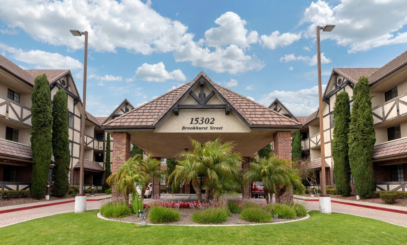 Exterior view of Brookdale Brookhurst entrance