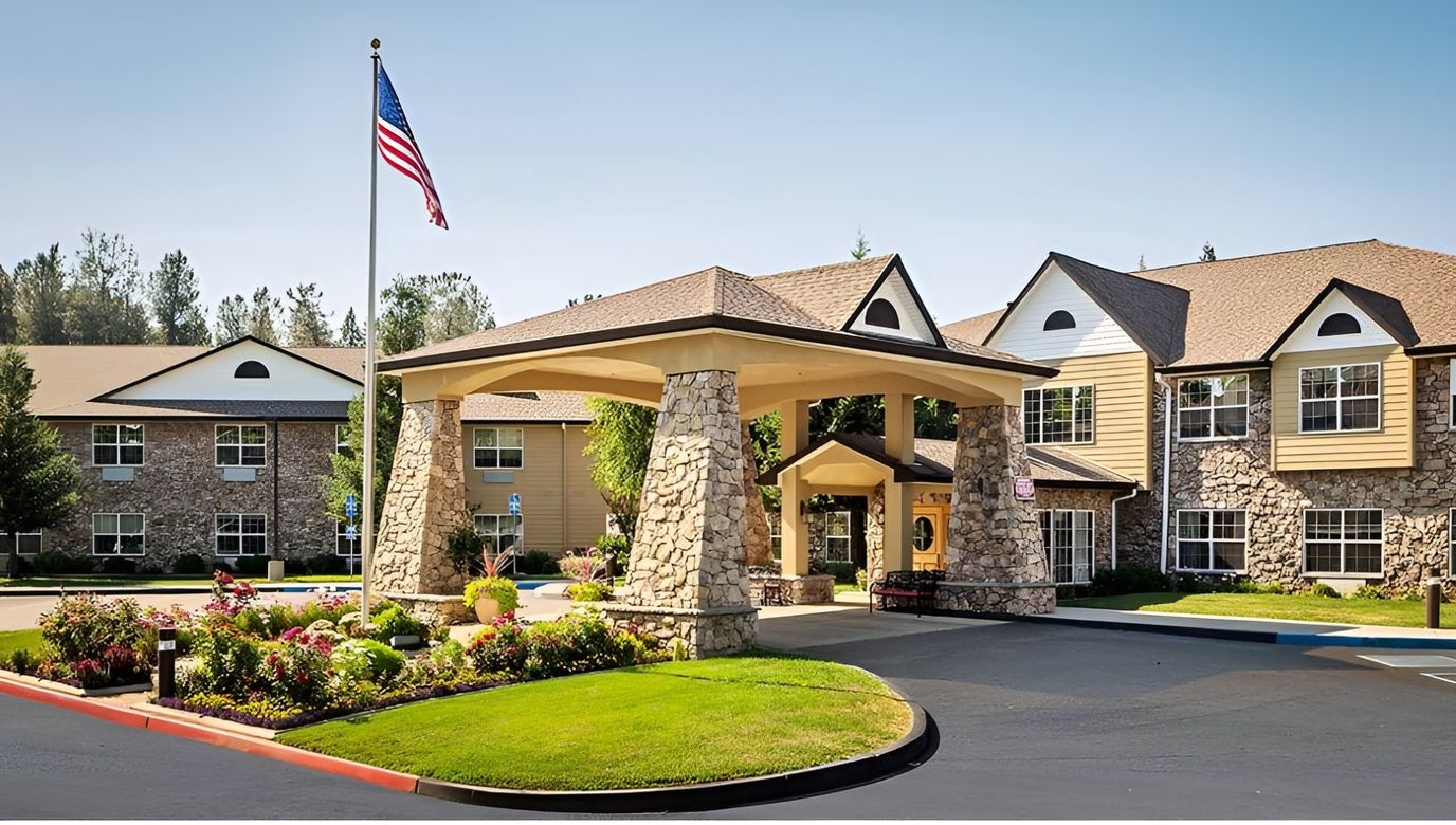 Exterior view of Atria Grass Valley facility entrance