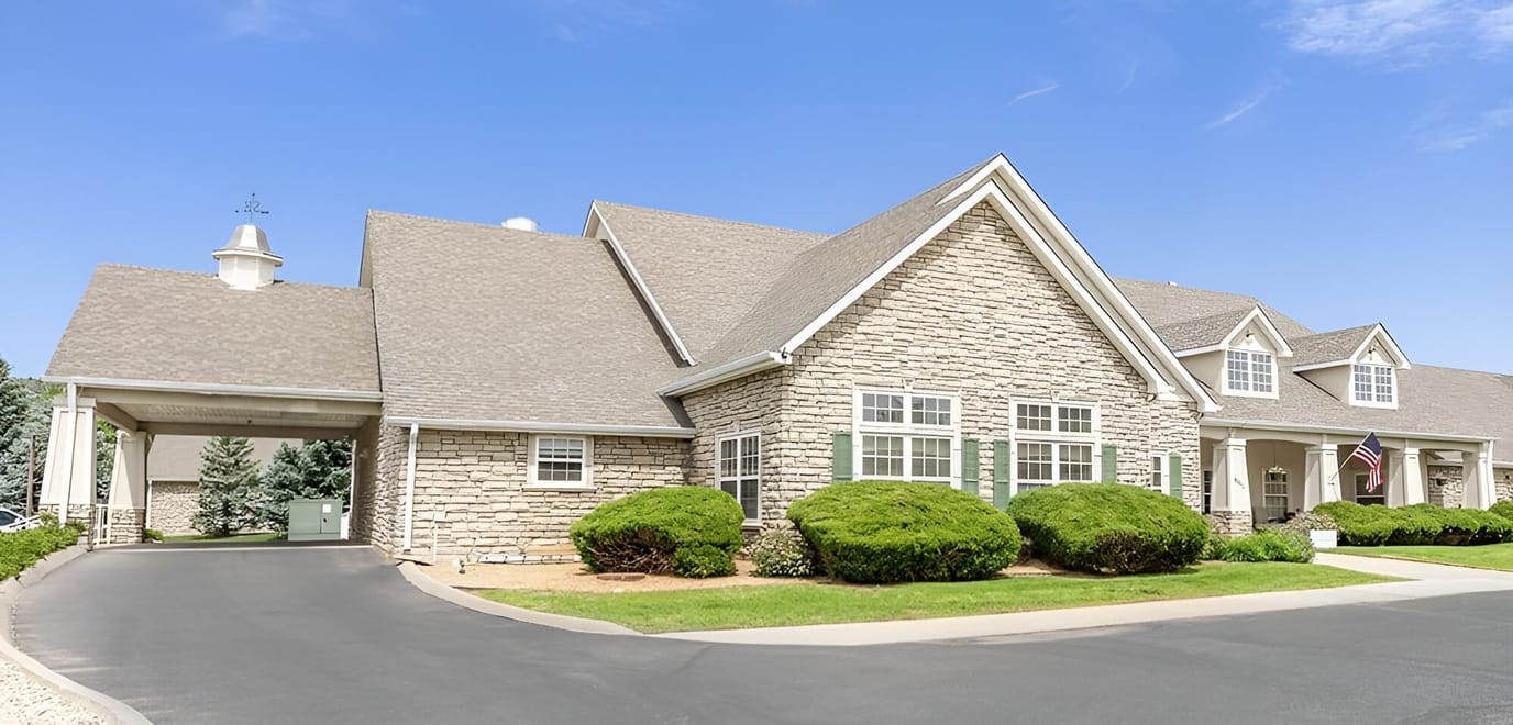 Exterior view of Brookdale Littleton facility