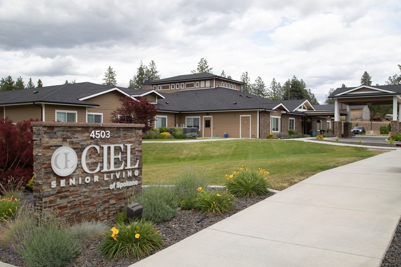 Exterior view of Ciel Senior Living facility