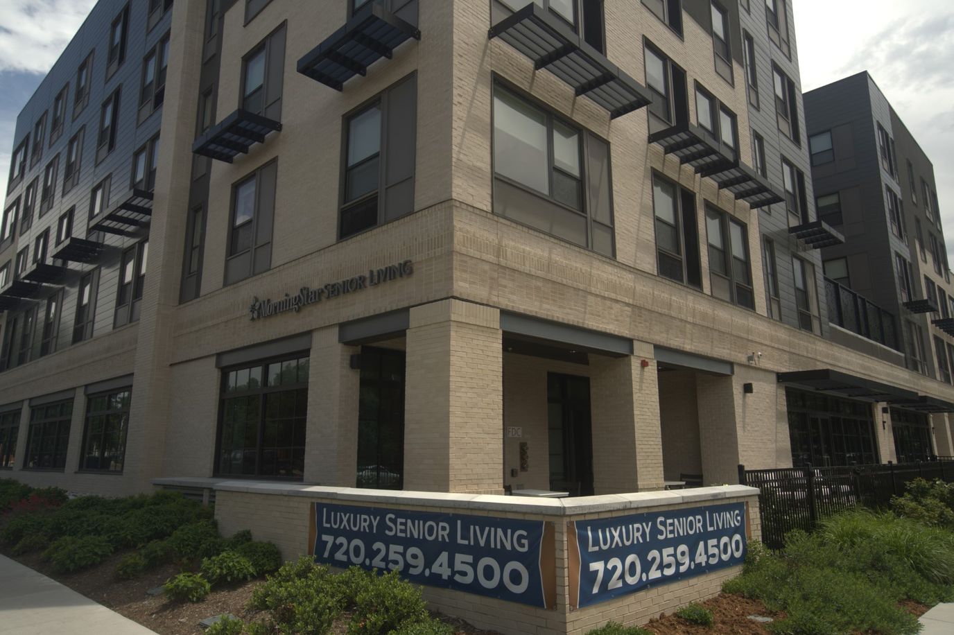 Exterior view of MorningStar Assisted Living building