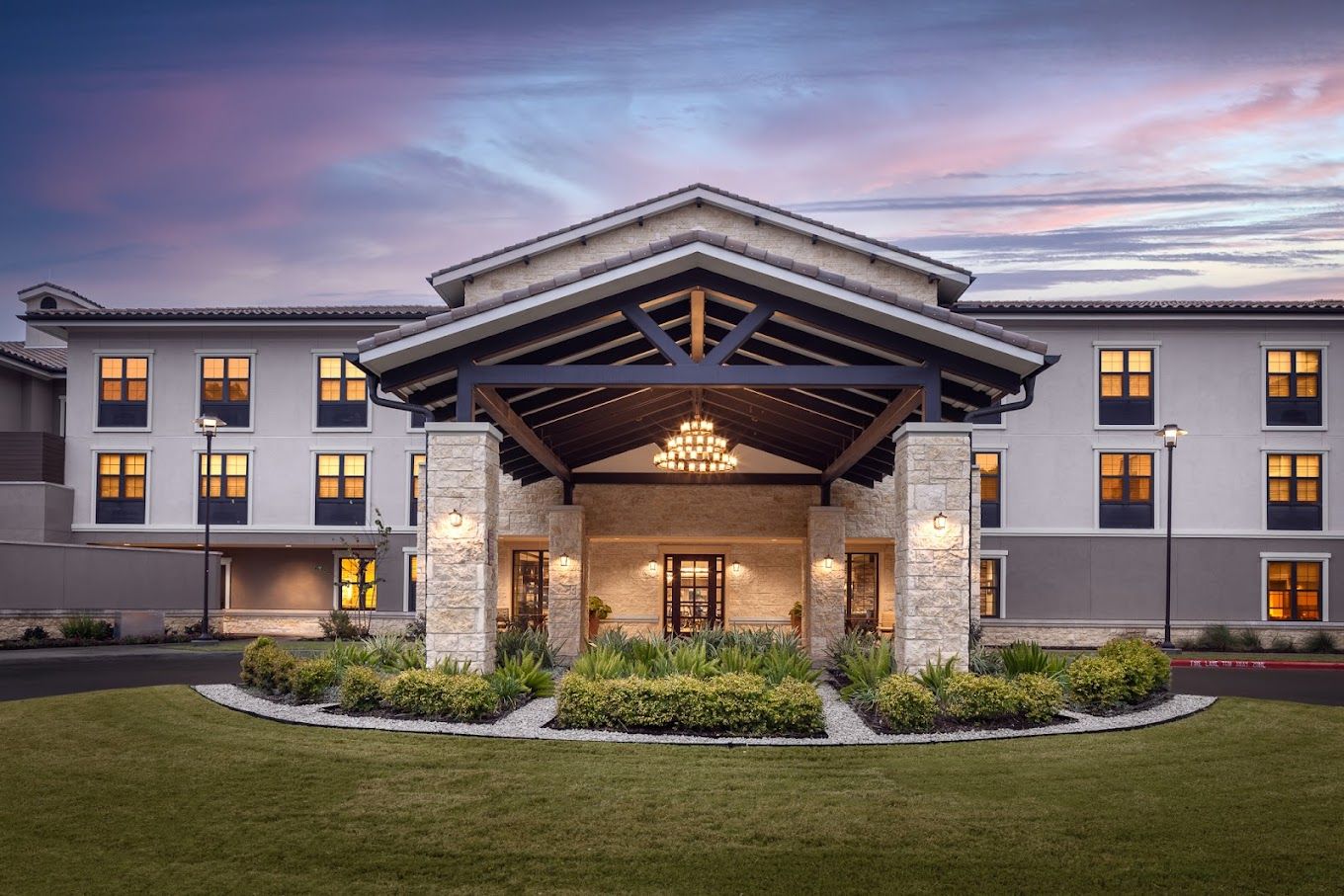 Exterior view of Belmont Village Senior Living Lakeway
