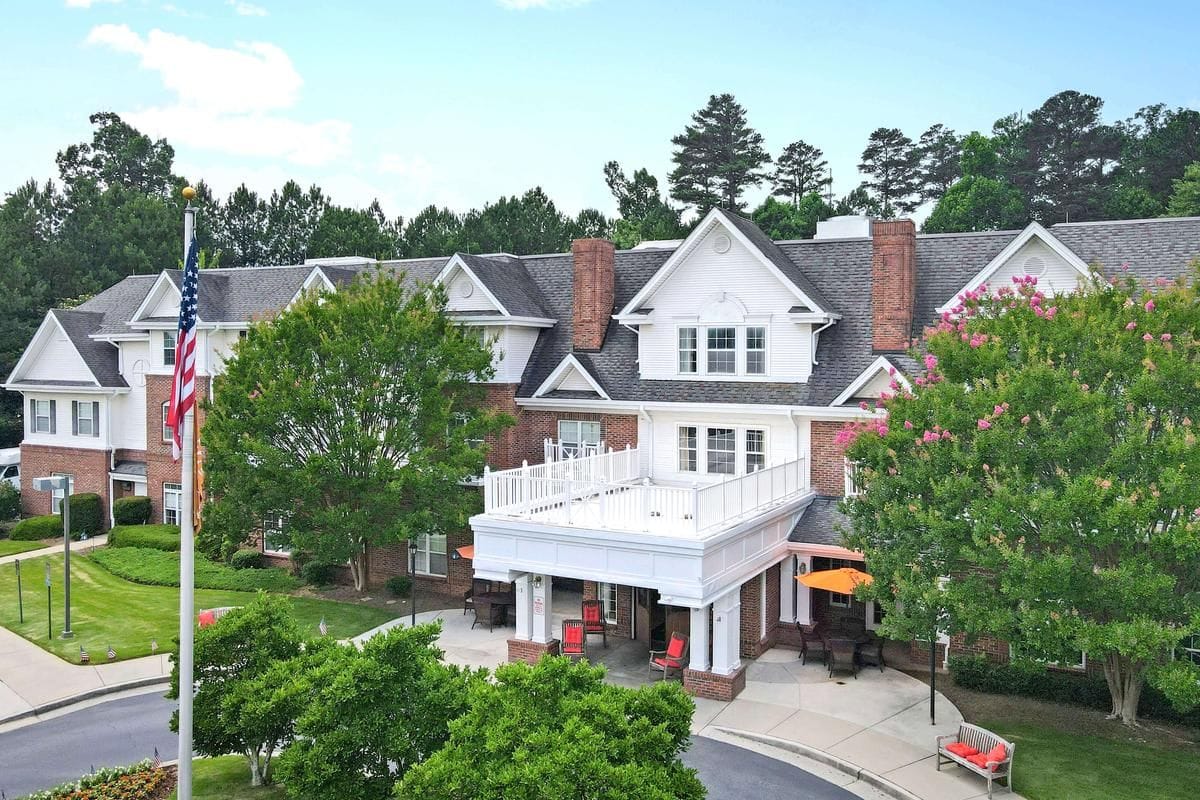 Exterior view of Brighton Gardens of Dunwoody building