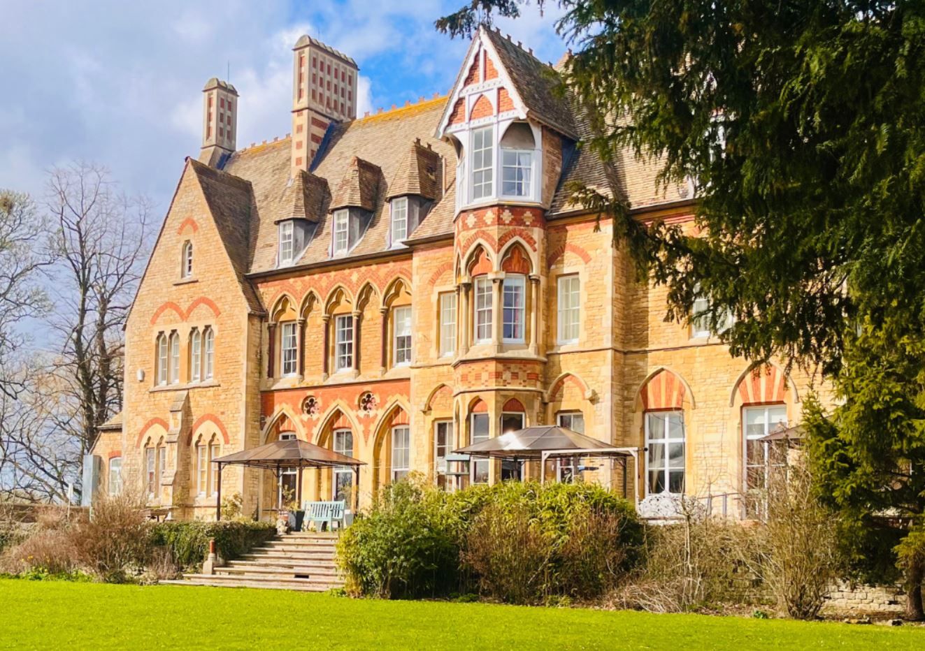 Exterior view of Milton Ernest Hall Care Home