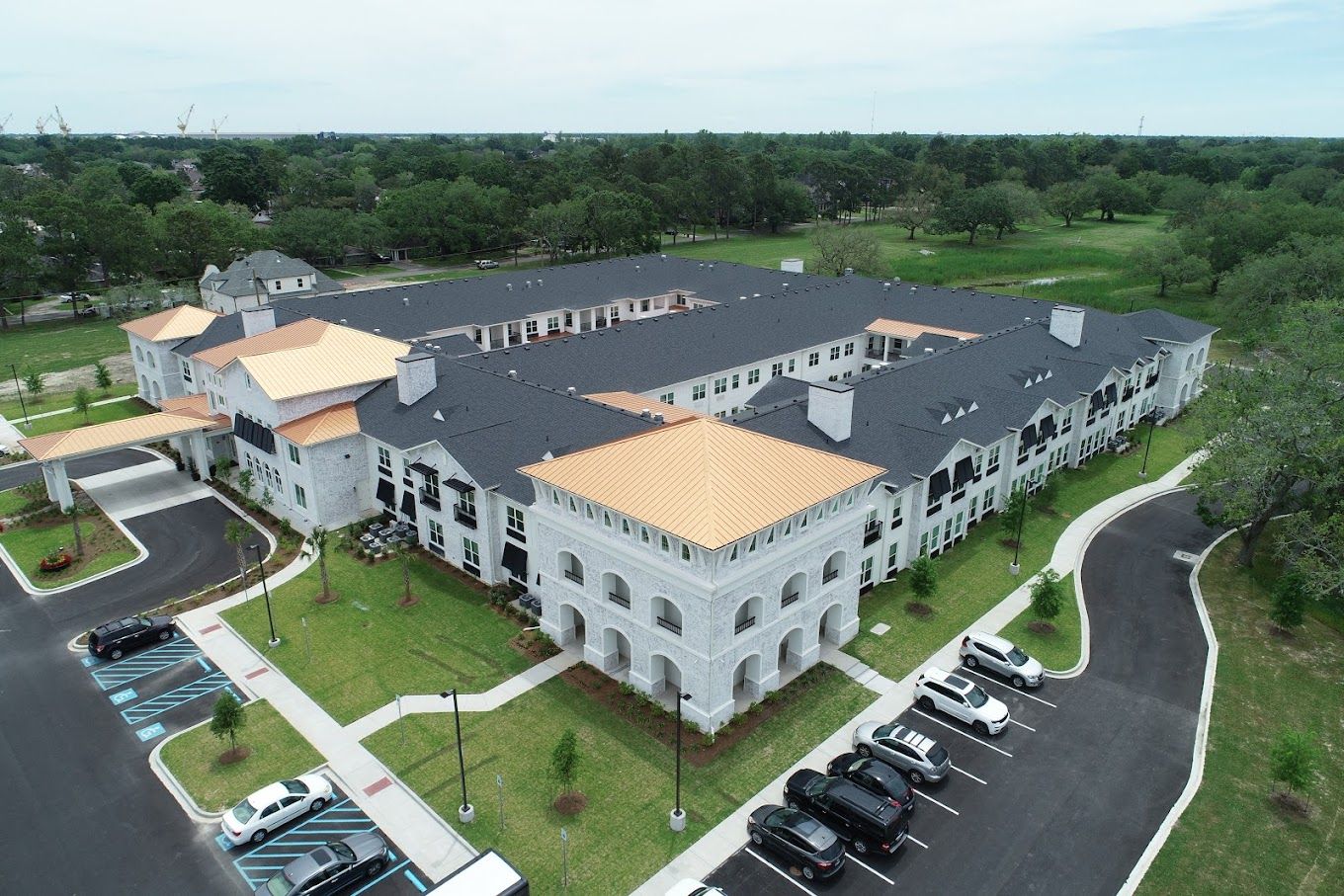 Aerial view of The Blake at Colonial Club facility