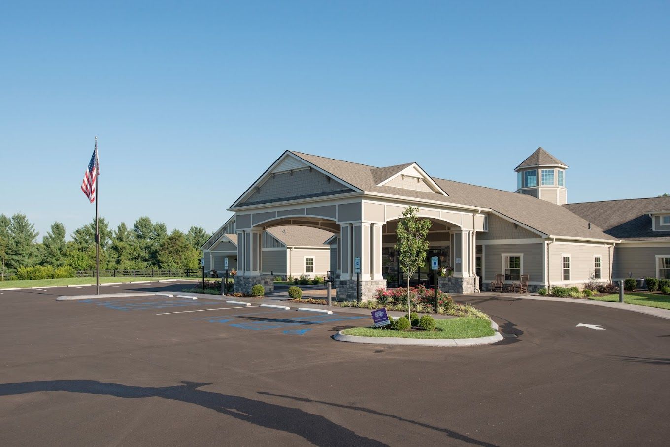 Exterior view of The Lantern at Morning Pointe Louisville