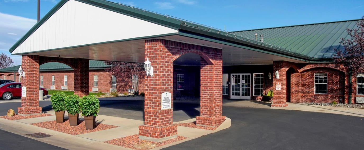 Exterior view of Absaroka Senior Living entrance