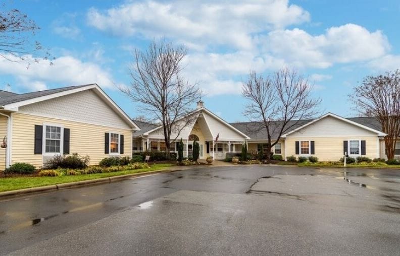 Exterior view of The Addison of Fuquay-Varina