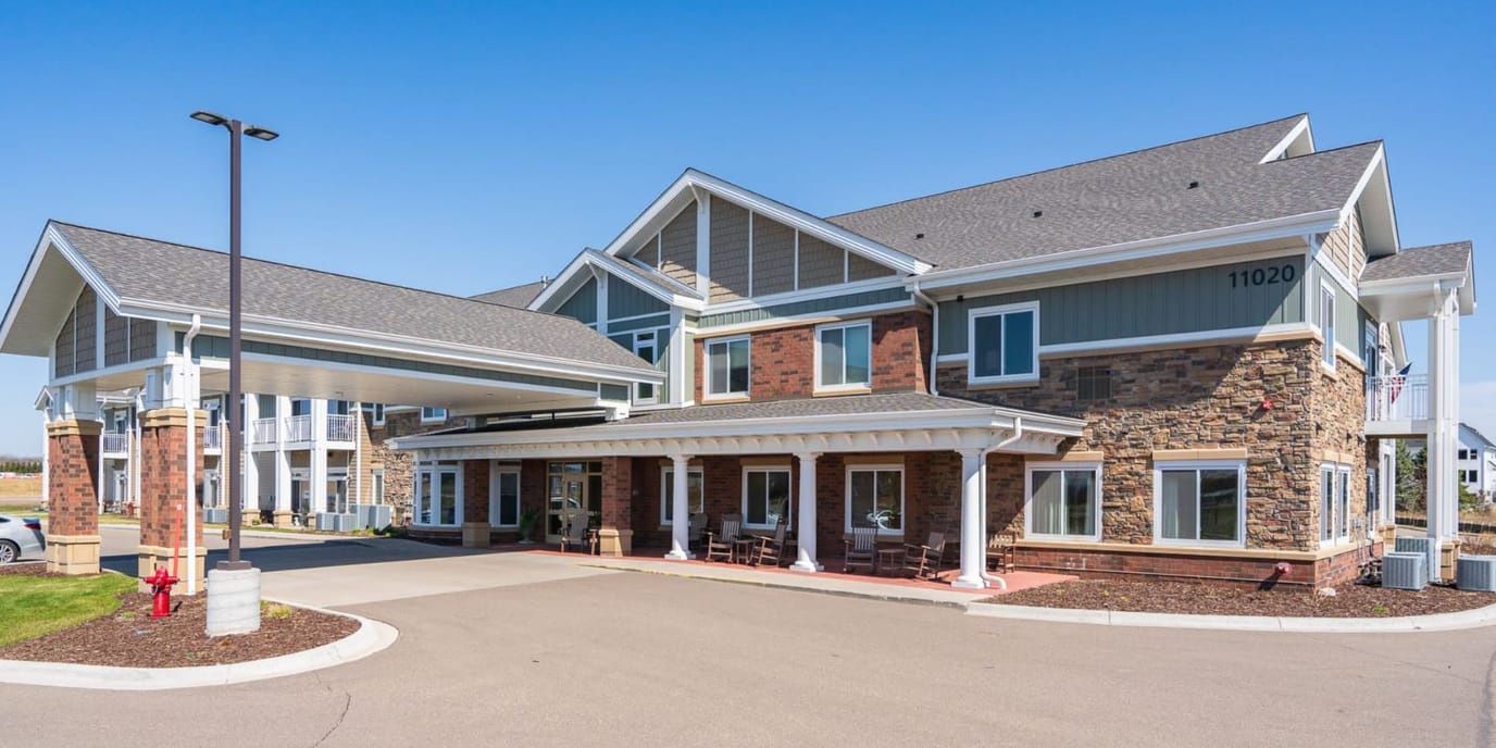 Exterior view of Arbor Glen Senior Living facility