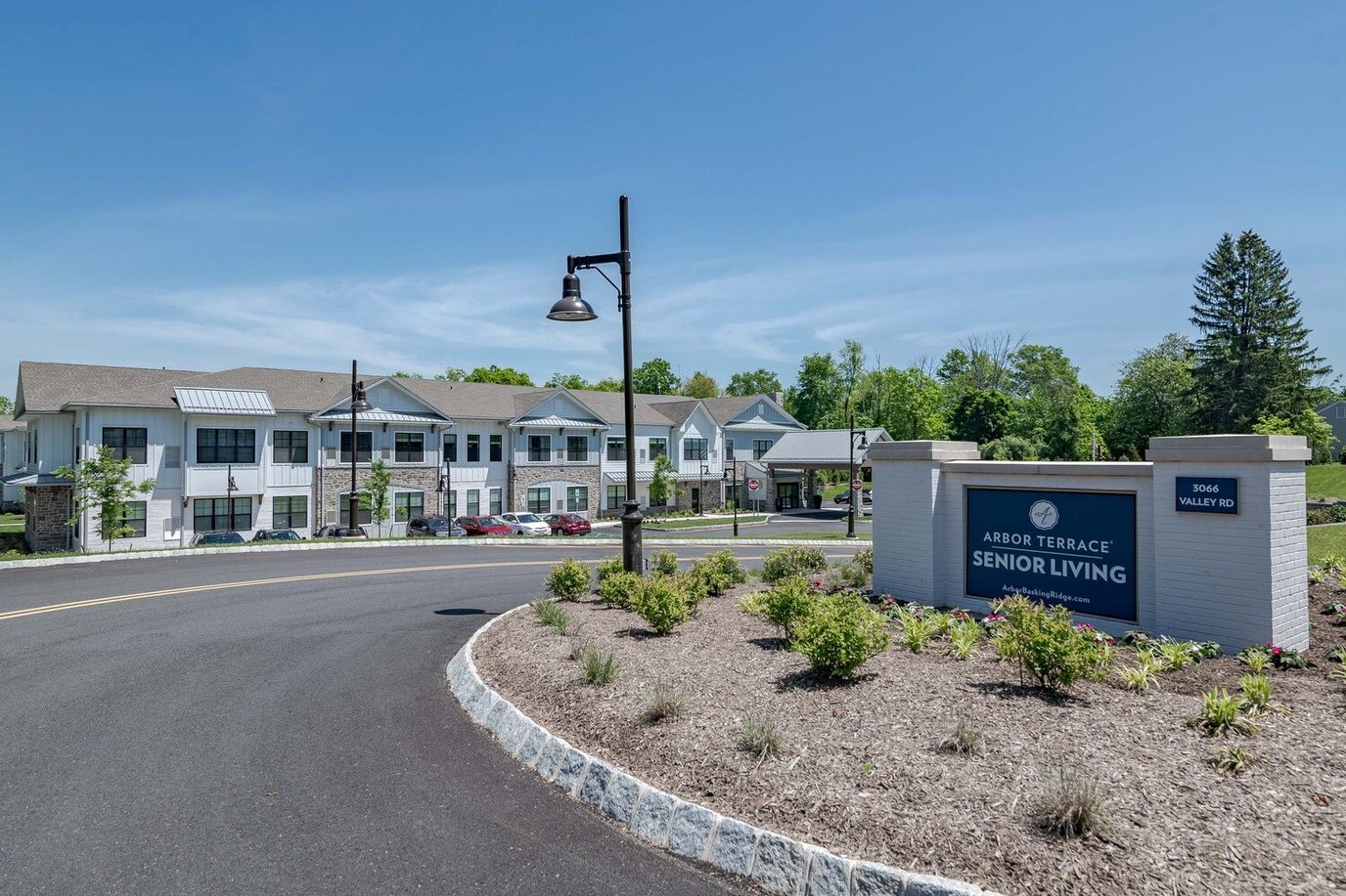 Exterior view of Arbor Terrace Basking Ridge