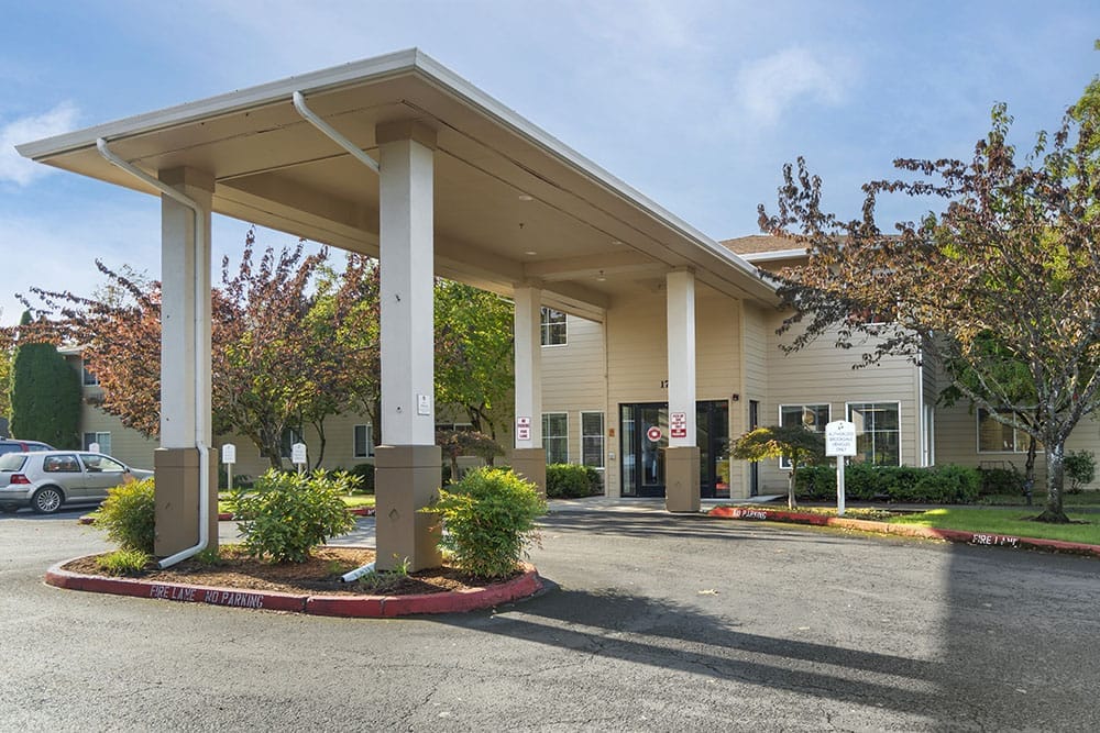 Front entrance of Brookdale Fisher's Landing