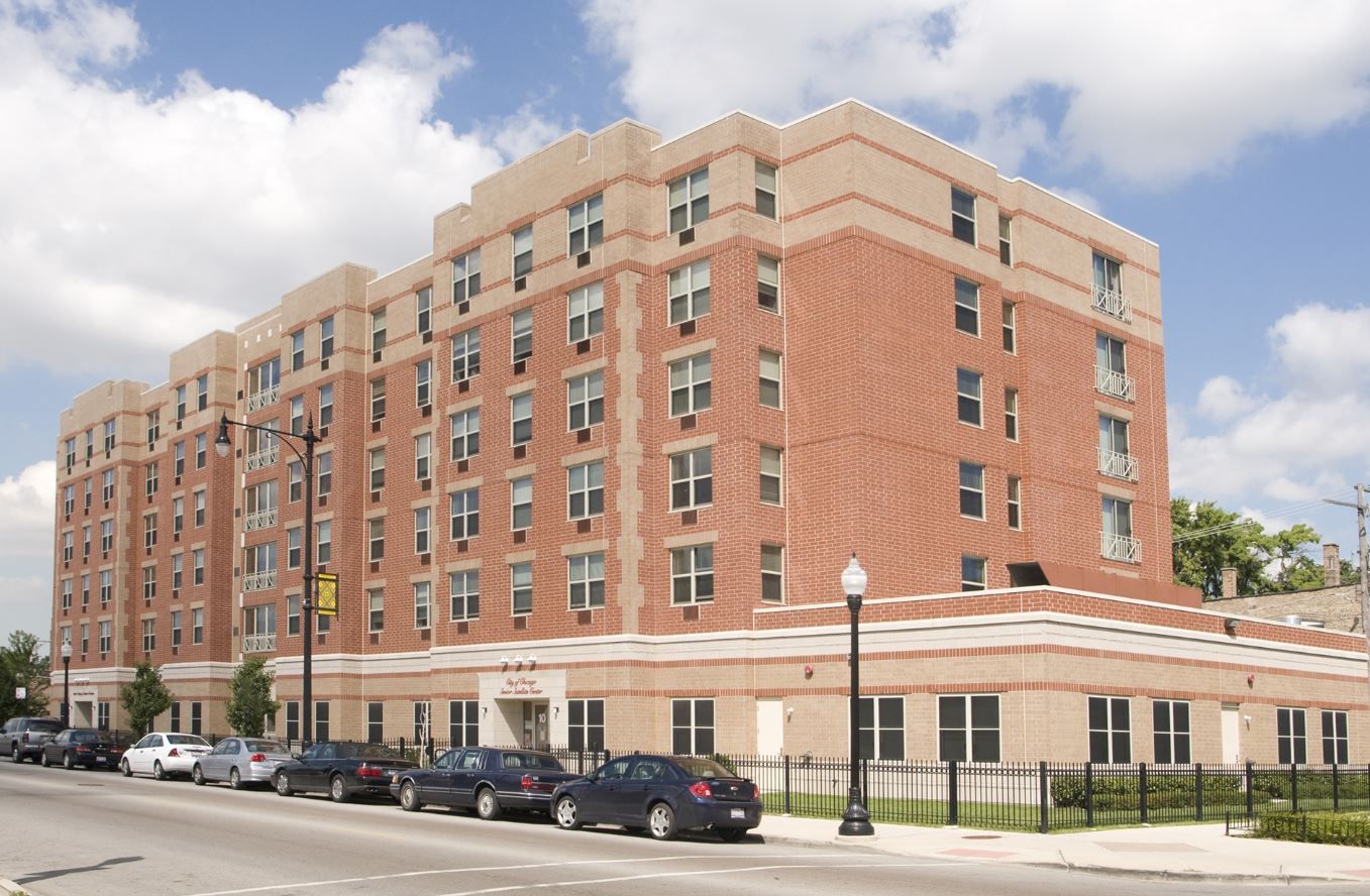 Exterior view of Senior Suites Auburn Gresham building