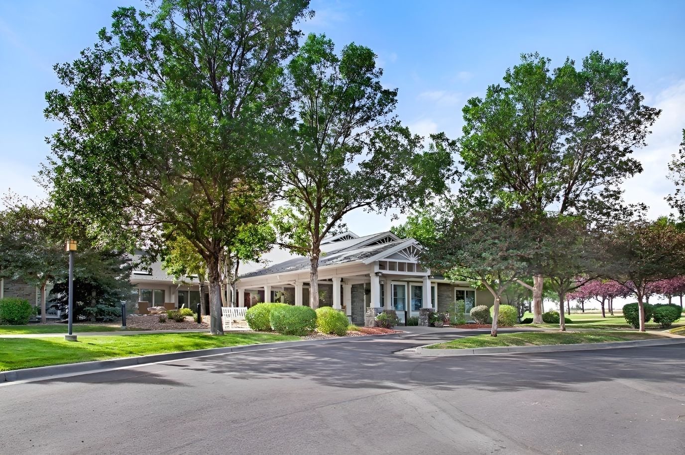 Exterior view of the Sunrise of Westminster facility