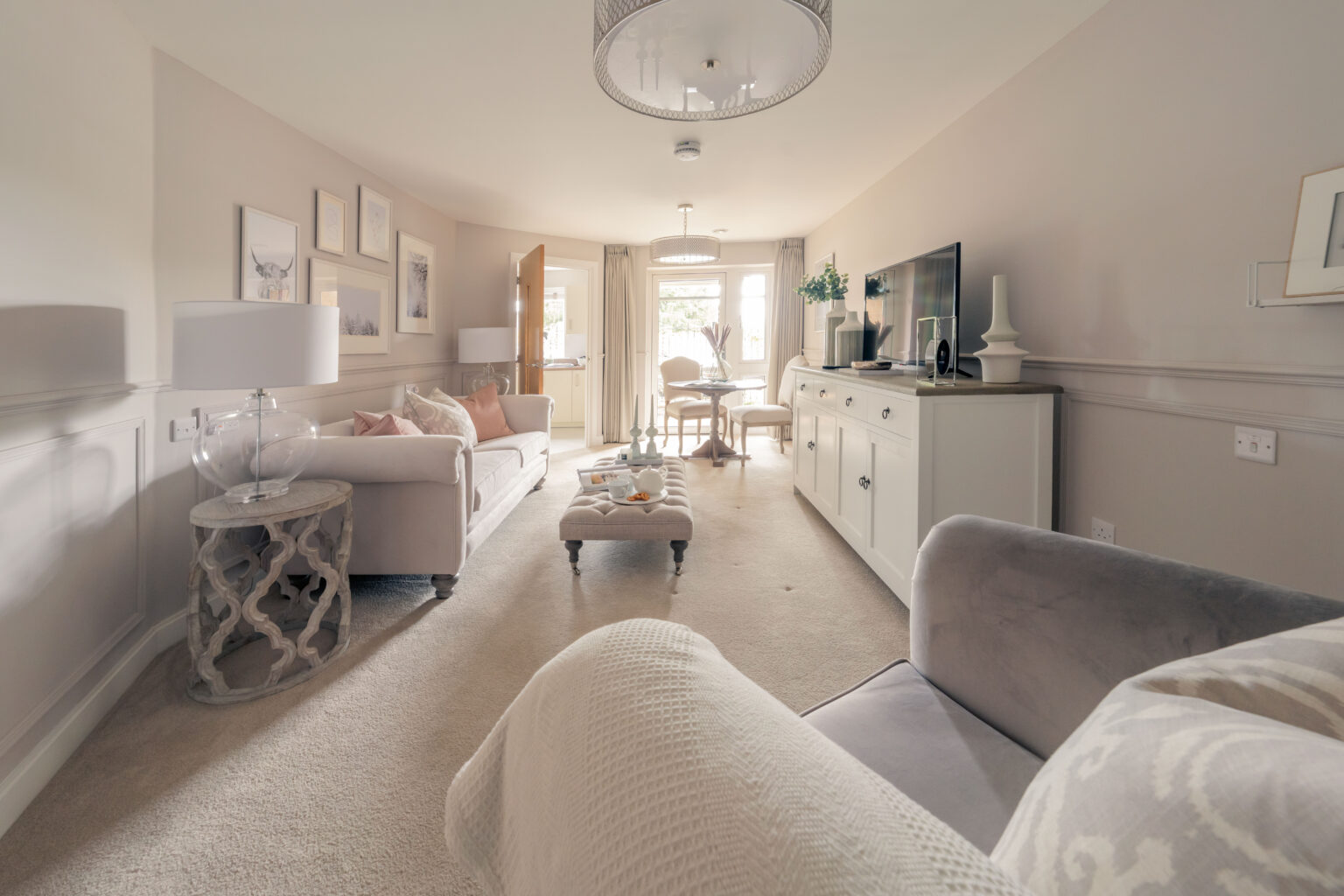 Cozy common area with comfortable seating