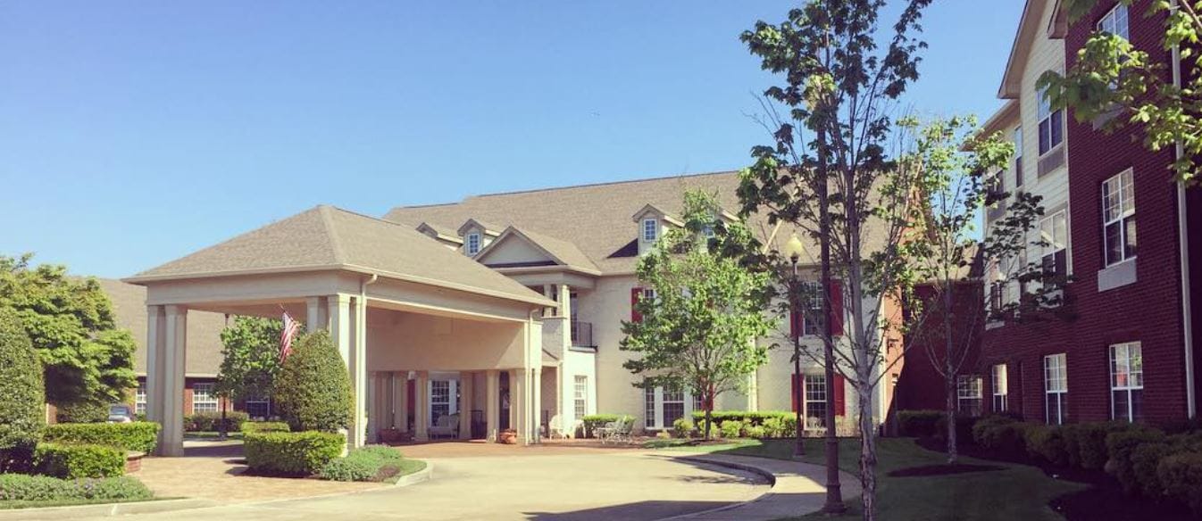 Exterior view of Creekside at Three Rivers Assisted Living
